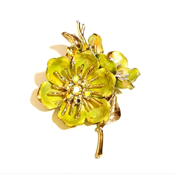 Vintage Coro (signed) Enamel Flower Brooch Pin - Picture 2 of 6